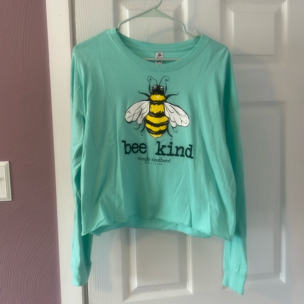 Women’s simply southern cropped long sleeved t-shirt